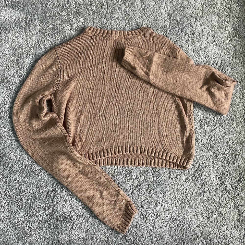 never worn cropped brown garage sweater